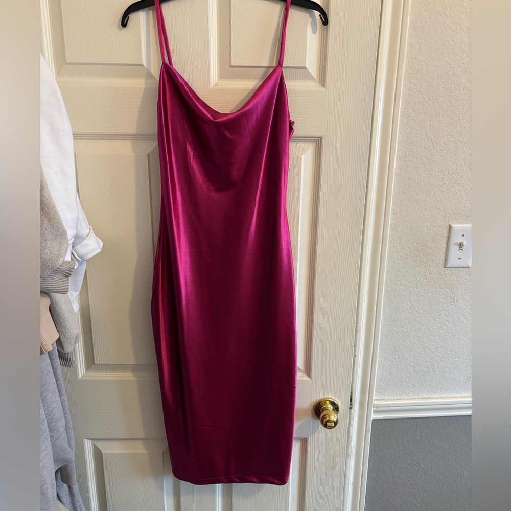Beautiful magenta silky dress. Midi size S. Never worn